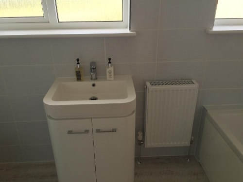 basic white sink unit